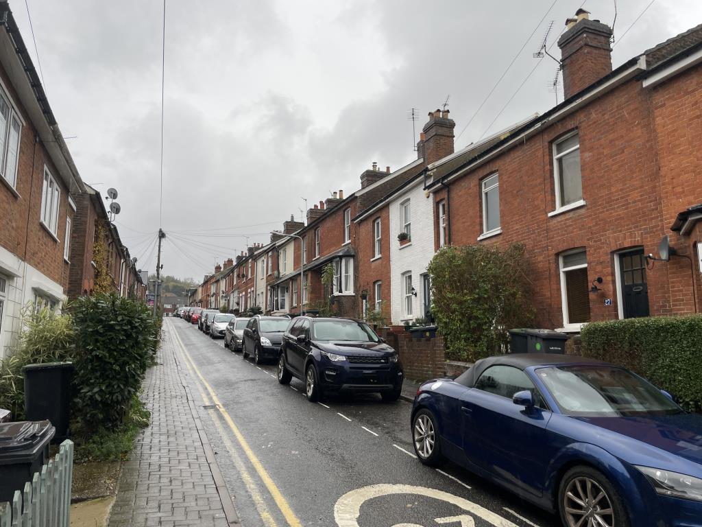 Lot: 74 - HOUSE FOR MODERNISATION -